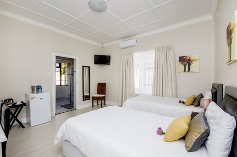 accommodation bnb port elizabeth walmer villiers self catering028